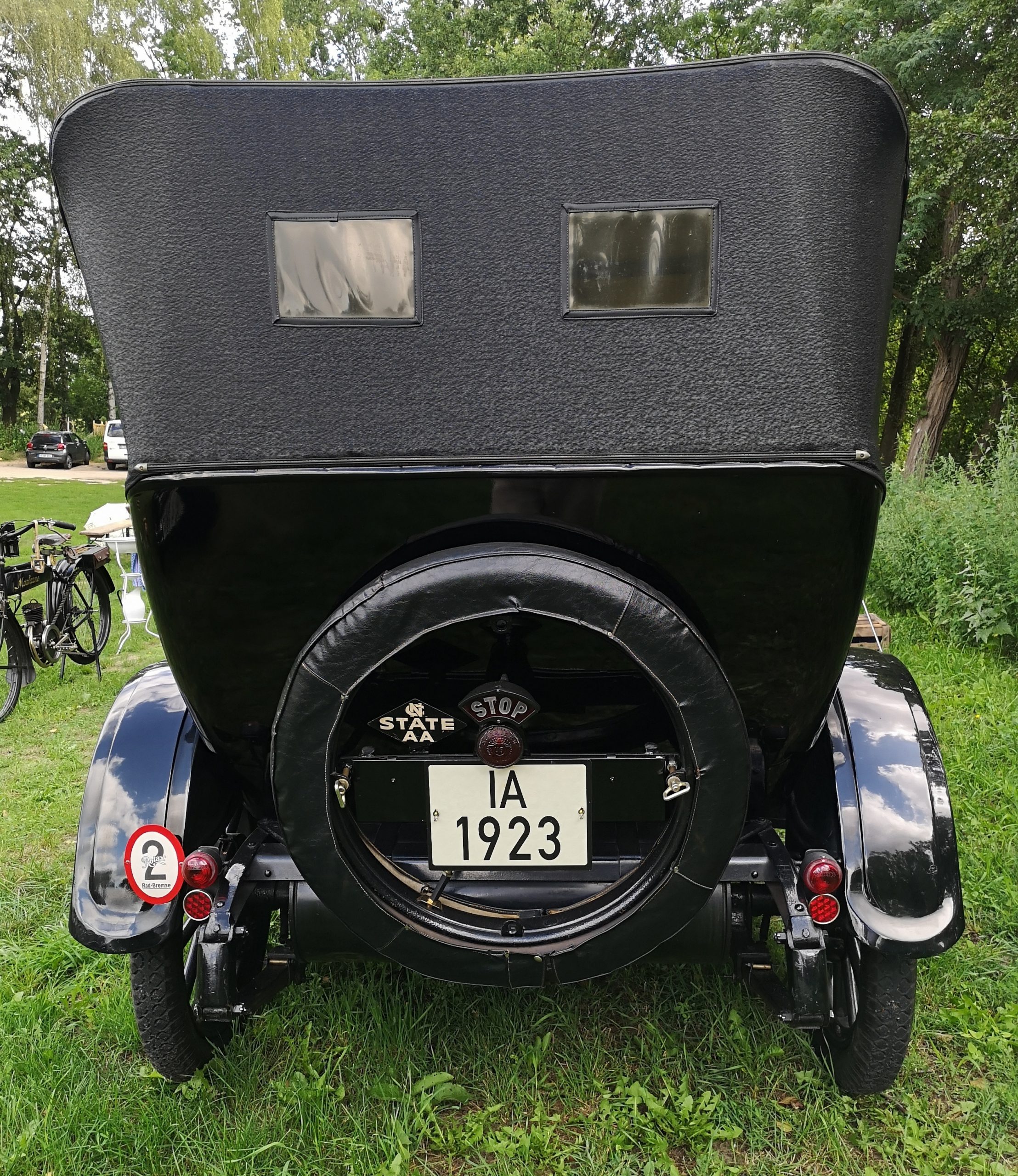 Fahrzeuge (Oldtimer) beim Retro Picknick 2019