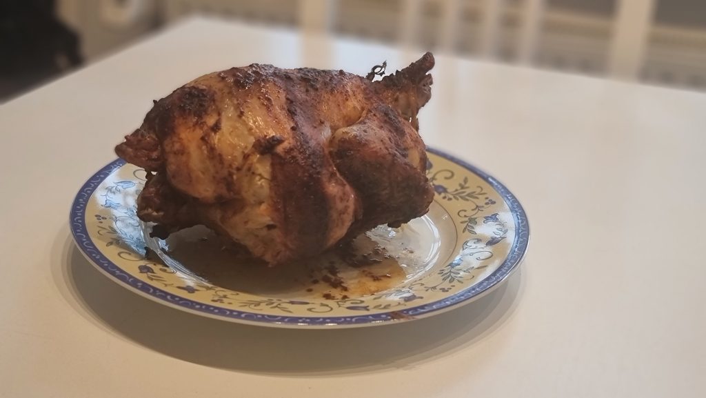Kuře na rožni z plynového grilu