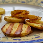 grilované brambory