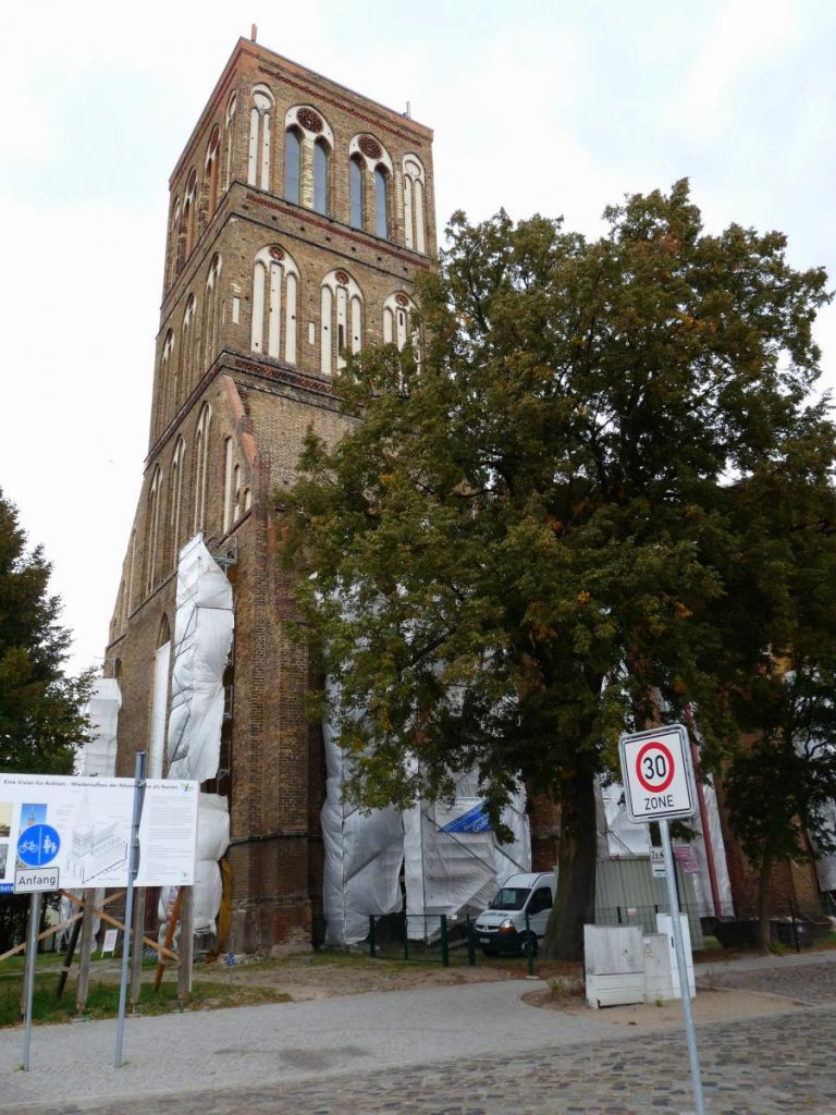 Wiederaufbau der Nikolaikirche Anklam September 2009