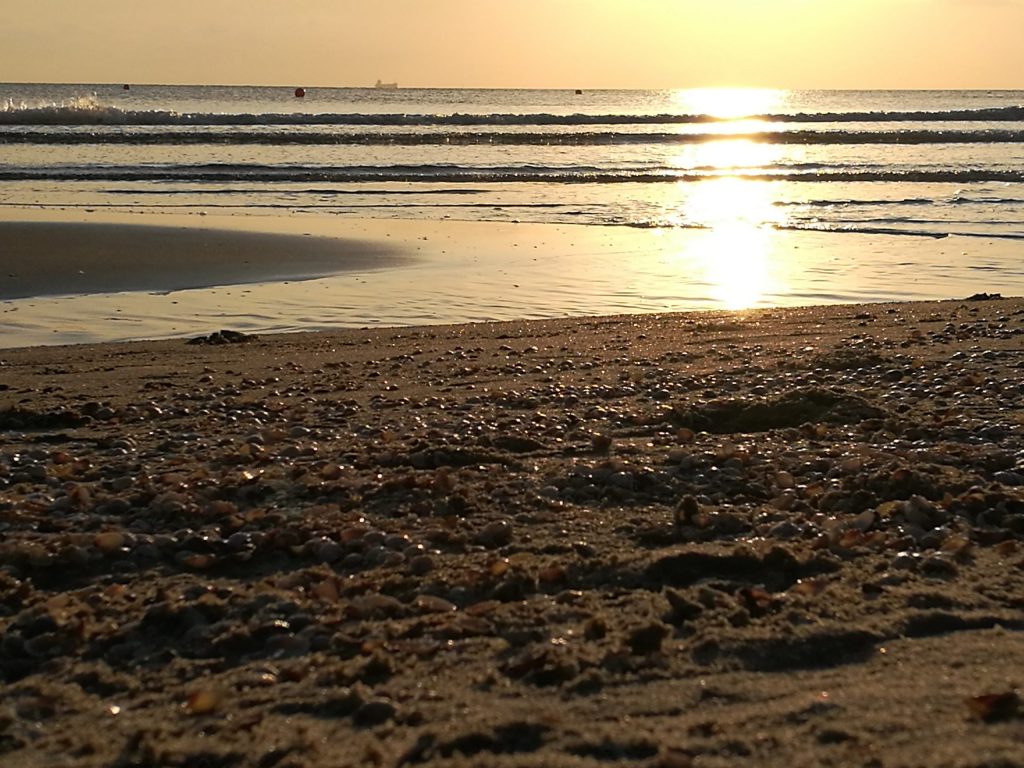 Sonnenaufgang am Strand von Binz