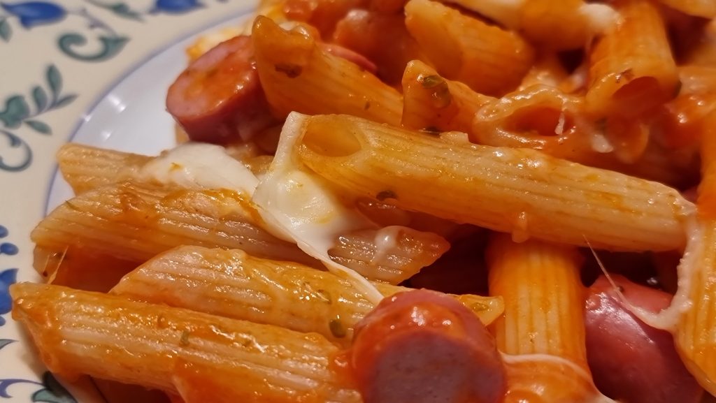 Бърза паста с доматен сос от Bautzner