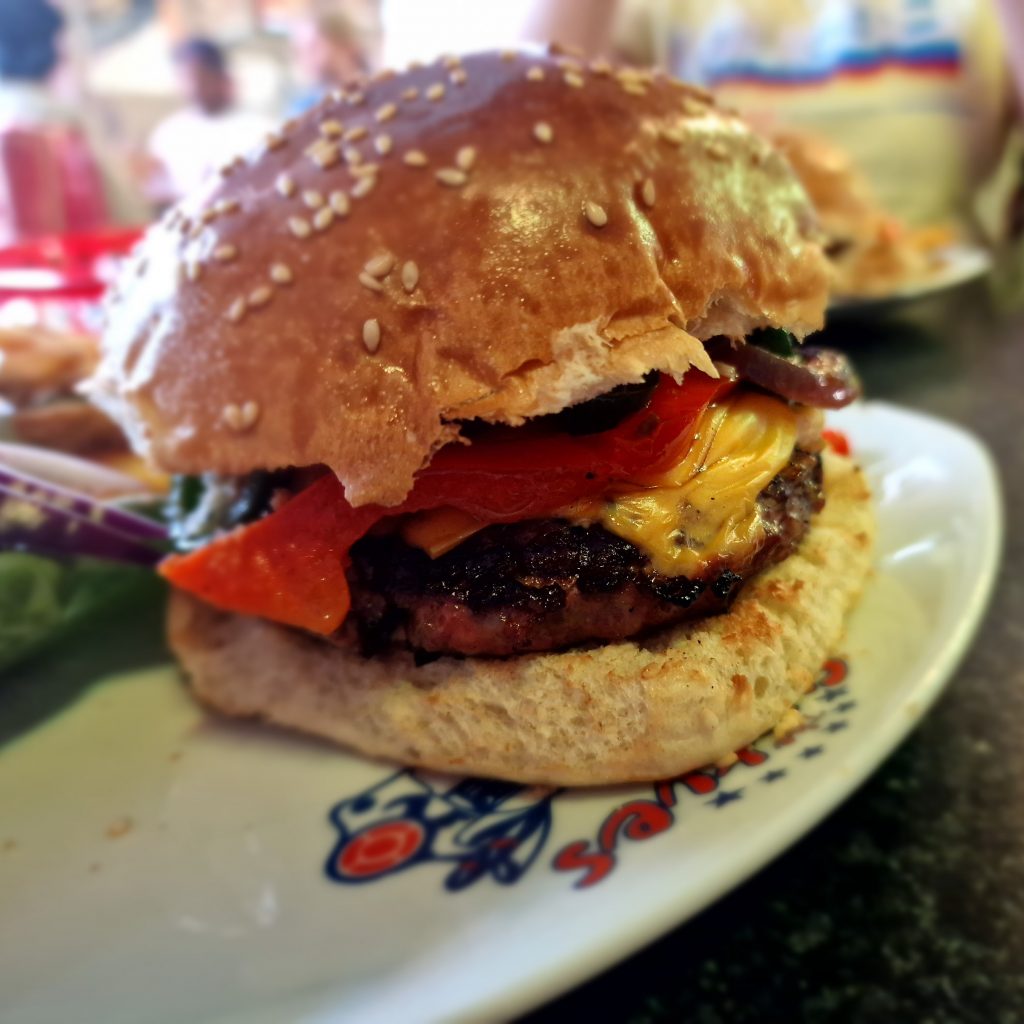 Hamburger al Sixties Diner (aprile 2022)