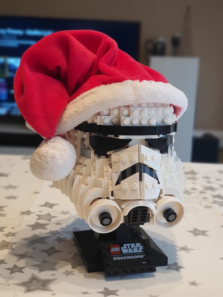 LEGO 75276 Star Wars Stormtrooper Büste mit Weihnachtsmütze