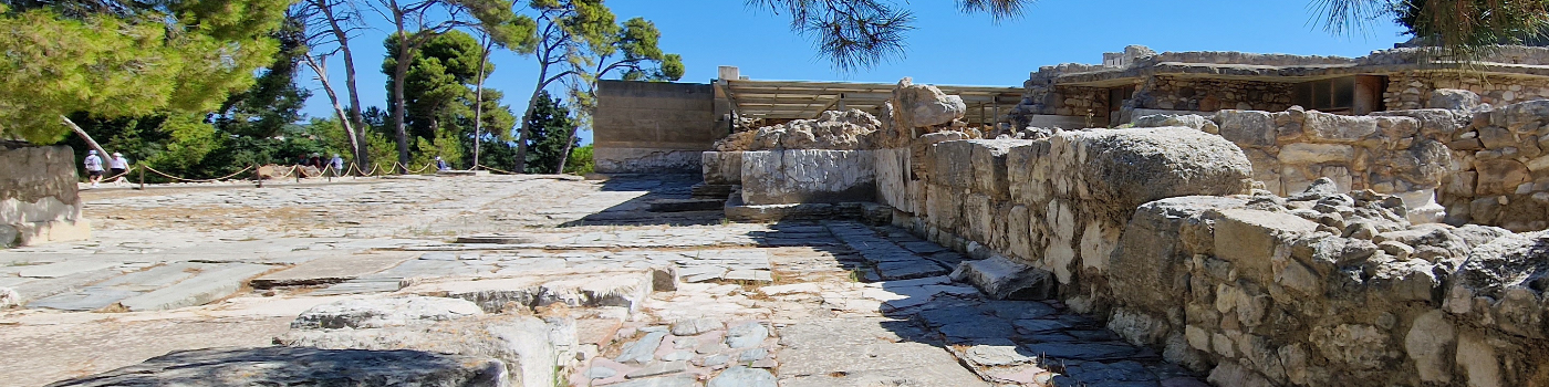 Bäume im Palast von Knossos
