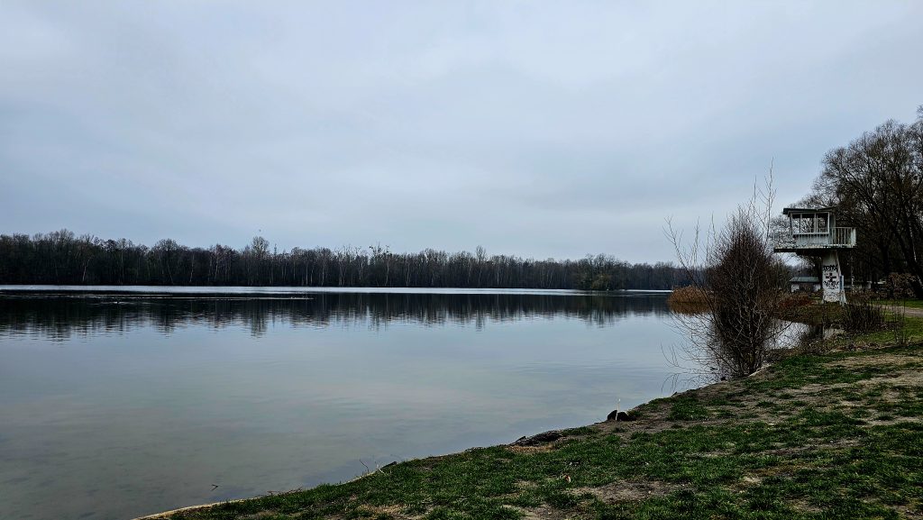 Niveau d'eau élevé au lac Nymphensee (février 2024)
