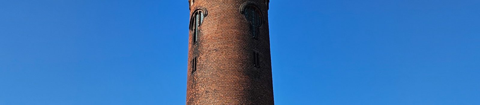 Wasserturm am Bahnhof Elstal: Ein Historisches Wahrzeichen im Wandel der Zeit (März 2024)