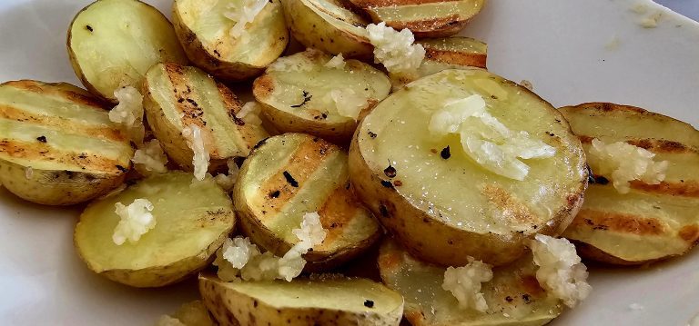 Lecker schmecker Kartoffeln mit Butter und Knoofi vom OptiGrill - Der ...