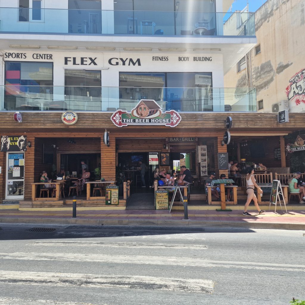 „The Beer House“: Ein entspannter Ort für Bierliebhaber in Chersonissos